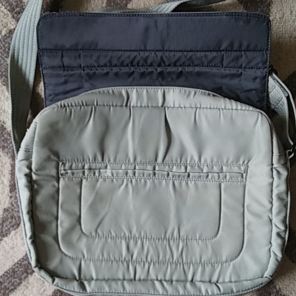 Clive Bag - Picture 5 of 6